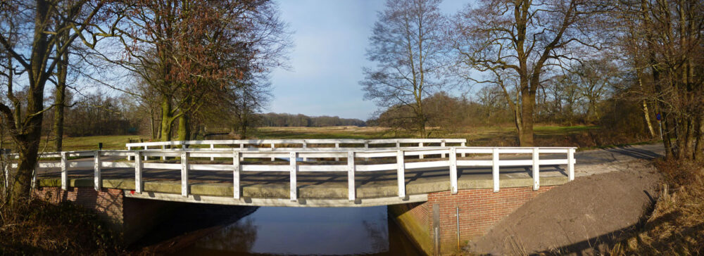 Brug over Oudemolensche Diep