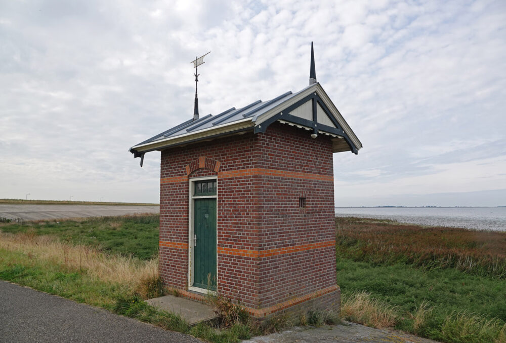 Peilschaalhuisje op Wieringen (Westerland)