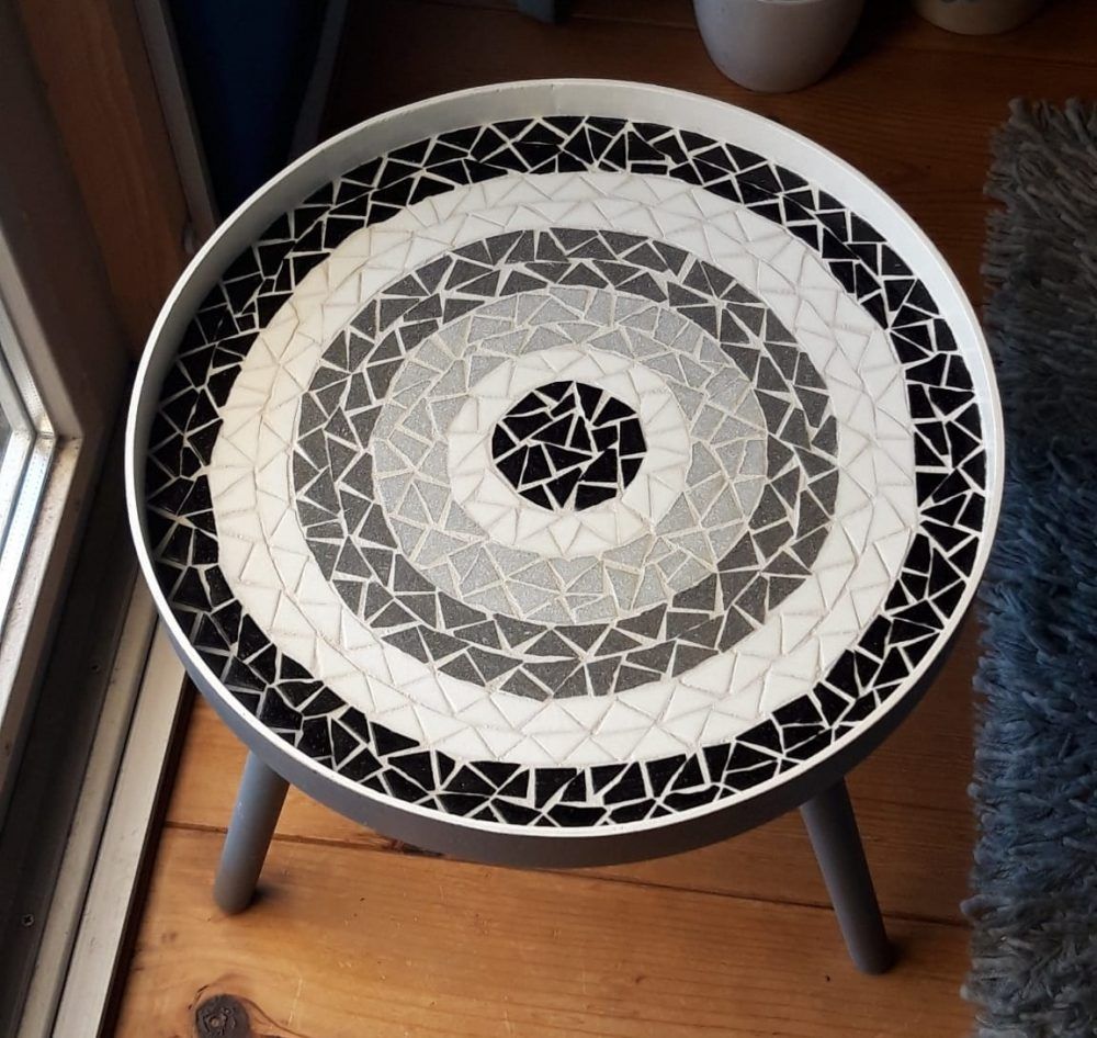 bijzettafel d
